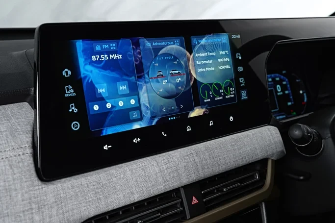 Simak Keunggulan Mitsubishi XForce dibanding Kompetitor